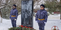 К 10-летию ведомства: в Пскове открыли и освятили мемориал павшим бойцам Росгвардии - ГТРК Псков
