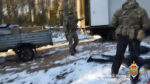 ФСБ изъяла у великолучанина около двадцати тысяч пачек сигарет без маркировки
