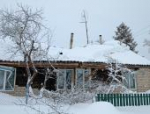 В Псковской области под тяжестью снега обрушилась крыша жилого дома