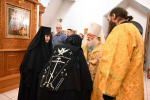 На сайте Синодального отдела по монастырям и монашеству вышла статья «Святыня на месте явления Трех Вселенских отцов и ее особое предназначение»