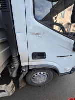 В Пскове водитель автомашины Fiat едва не лишился водительской двери. ФОТО