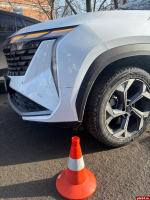 В Пскове водитель автомашины Fiat едва не лишился водительской двери. ФОТО