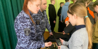 В Дедовическом округе росгвардейцы провели урок мужества - Росгвардия