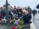 «Пока мы помним — герои рядом с нами»: Александр Козловский почтил память десантников 6‑й роты в Выбутах