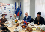 Любовь и память сильнее боли: Александр Козловский встретился с семьями погибших бойцов СВО в Великих Луках