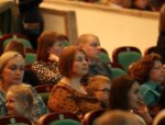 Концерт «Мусоргский. Картинки на песке…» проходит в Псковской областной филармонии