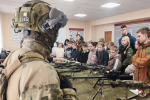 В рамках акции «Дни Росгвардии» юные жители Пскова познакомились с работой ведомства