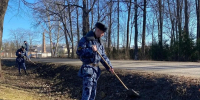 Волонтеры Псковского филиала Университета ФСИН приняли участие в субботнике при храме - Pln-Pskov.Ru