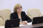 Выбор даты регионального Дня многодетной семьи и поддержку школьных музеев рассмотрел социальный комитет Собрания