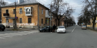 ДТП с участием двух автомобилей произошло на улице Максима Горького в Пскове - Pln-Pskov.Ru