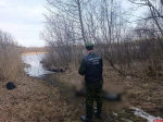 Тело рыбака нашли в Дедовичском округе рядом с надувной лодкой