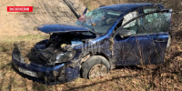 Водитель врезался в столб в Идрице - Псковская правда