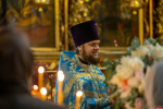 В Троицком соборе Пскова в праздник Благовещения выпустили голубей. ФОТО