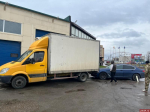Четыре автомашины повреждены в Пскове за один час в двух ДТП на улице Инженерной