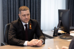 Михаил Ведерников и Михаил Козьминых обсудили актуальные вопросы в сфере природопользования и экологическое воспитание школьников