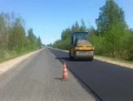 На дороге Остров – Вышгородок приступили к укладке асфальта