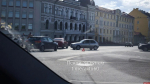 ДТП с двумя легковыми автомобилями произошло на Октябрьской площади в городе Пскове