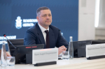 Развитие государственного и муниципального контроля обсудили сенаторы и региональные власти в Пскове