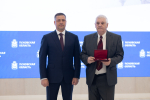 Губернатор вручил награды по случаю Дня России