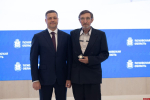 Михаил Ведерников вручил награды по случаю Дня России