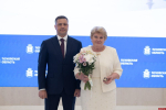 Михаил Ведерников вручил награды по случаю Дня России