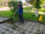 Волонтёры привели в порядок мемориал детям войны в Бежаницком районе
