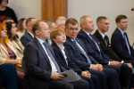 В Москву ехать надо