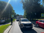 «Газель» наехала на «Хавал» перед пешеходным переходом в Пскове. ФОТО