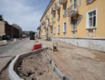 Михаил Ведерников проинспектировал ремонт улицы Советской в Пскове