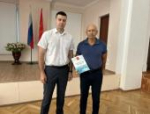 Великолучанина наградили за предотвращение теракта
