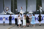 «Псковский выпускной – 2026» проходит в Зелёном театре