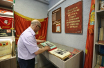 Участники СВО осмотрели ретро-парк и новые автобусы «Псковпассажиравтотранса» на профтуре