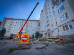 Теплосети меняют на улице Народной в Пскове