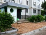 Начался ремонт двора на улице Западной в Пскове