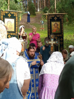 В Себеже состоялся крестный ход к часовне Казанской иконы Богородицы на святом источнике