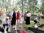 Александр Козловский вместе с жителями Палкино почтил память героев-освободителей