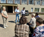 Жители великолукских деревень Булынино и Плаксино поделились своими проблемами с депутатами
