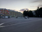 Водителя «Субару» оштрафовали из-за падения мотоцикла «Харли Дэвидсон» на Октябрьской площади Пскова