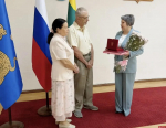 Памятный знак за 50 лет брака вручили семье Васильевых в Пушкинских Горах