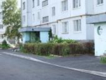 Михаил Ведерников осмотрел благоустроенную дворовую территорию на улице Западной в Пскове