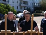 Губернатор поручил завершить ремонт улицы Пограничной в Гдове к началу учебного года