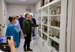Губернатор оценил новое интерактивное оборудование Плюсской районной модельной библиотеки