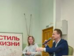Сенатор Наталья Мельникова посетила детский лагерь «Стремительный»