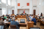 В Великих Луках обсудили актуальные вопросы развития города с депутатами разных уровней