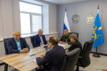 Депутаты Заксобрания вместе с губернатором оценили развитие южных районов Псковской области