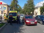 В Пскове велосипедиста госпитализировали после наезда автомобиля