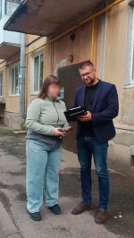 Член партии "СПРАВЕДЛИВАЯ РОССИЯ" Евгений Викторович Трефилов встретился с жителями многоквартирного дома неподалёку от Ленинградского шоссе в Пскове
