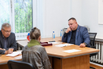 Алексей Севастьянов разобрал жалобы псковичей на соседей и затянувшийся ремонт коммуникаций