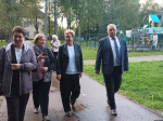 Результаты благоустройства Центрального парка в Бежаницах оценили Вера Емельянова и Игорь Дитрих