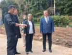 Вера Емельянова оценила ход благоустройства и капремонта в Локнянском округе